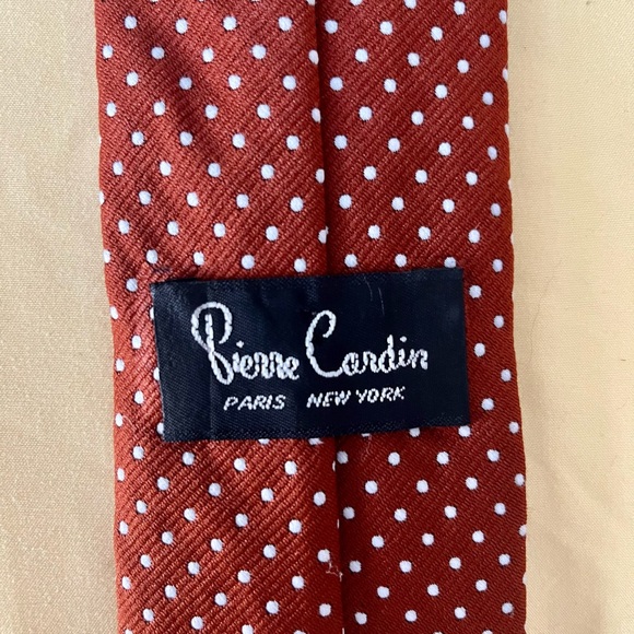 EUC Pierre Cardin Orange Polka Dot Necktie 👔 - Picture 2 of 2